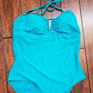 Teal one piece with removable neck strap. 🏝
